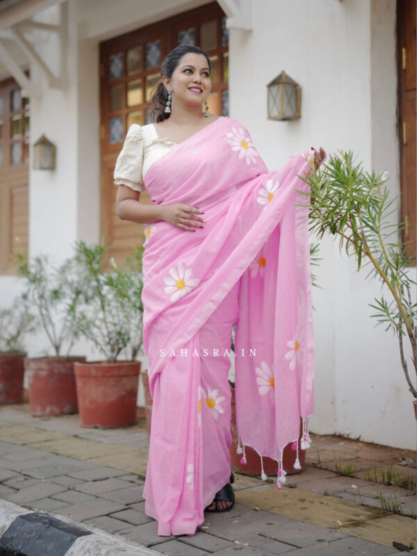 Handloom Daisy Hand-painted Saree -SH313A