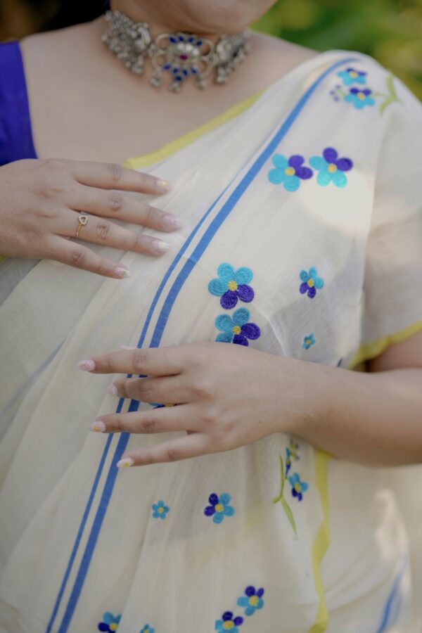 Mul Mul Cotton Saree -ML002 - Image 4