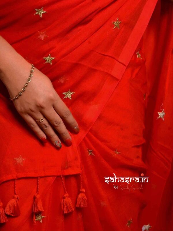 Mul Mul Cotton Saree :THARA (Red) -ML003 - Image 5