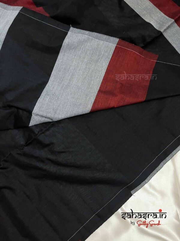 Khadi Cotton Saree -SK2 - Image 2