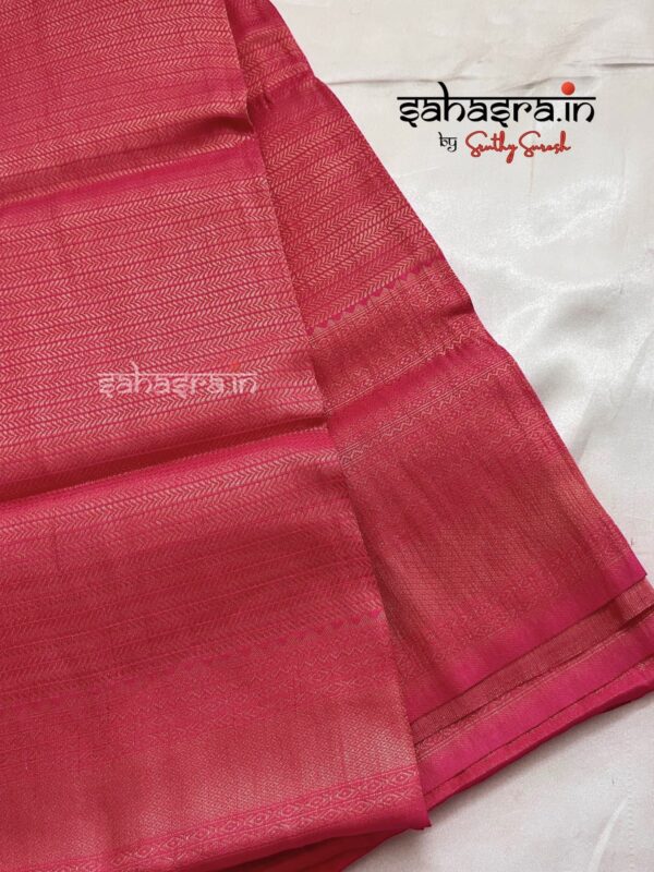 Semi Soft Silk Saree (Kubera)-SM124