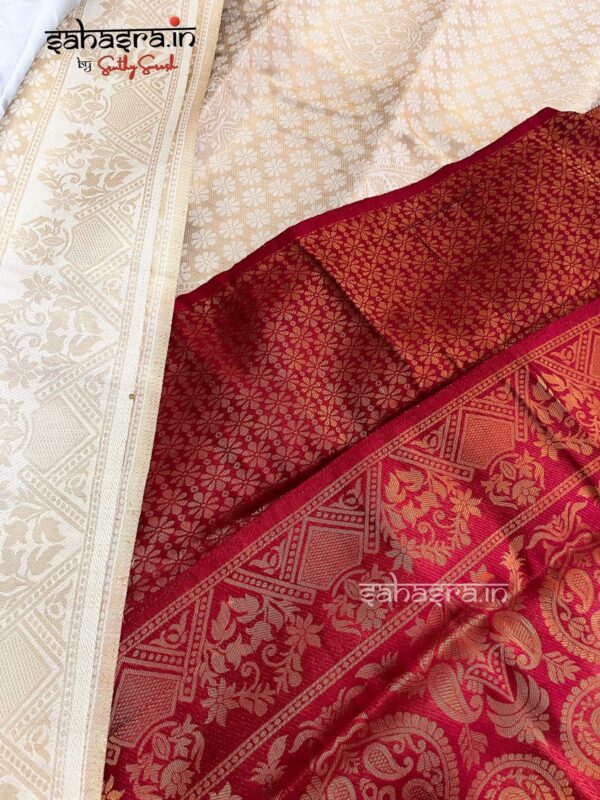 Kubera Soft Silk Saree With Copper Zari Work(White & Maroon)-SW123 - Image 4