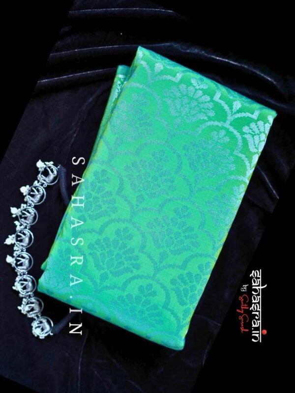 Green Silver brocade Saree -BS13 - Image 3