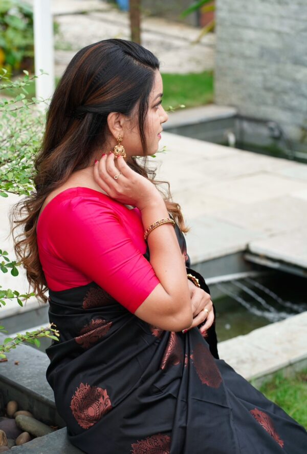 Black Semi Soft Silk Saree -BS12 - Image 3