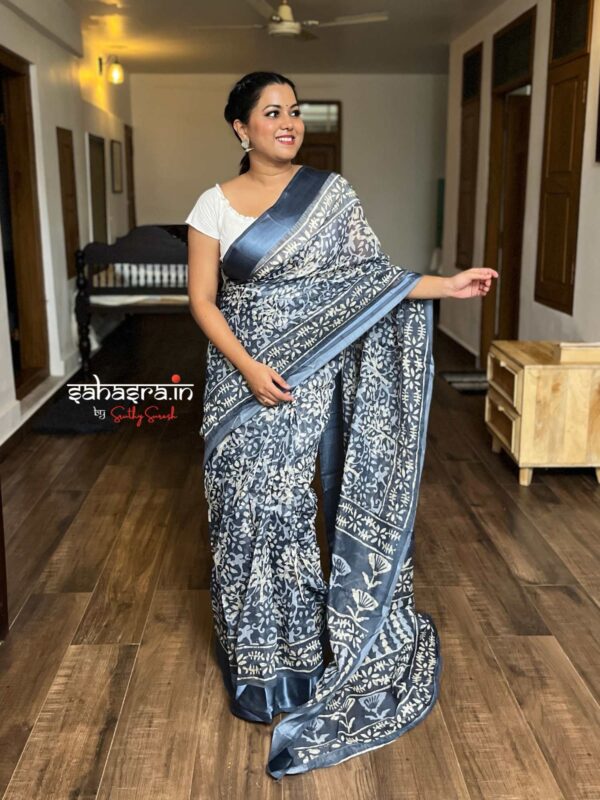 Batik print design Ready to wear Saree-RW26