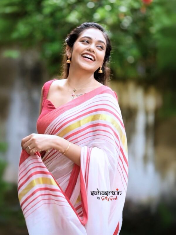 Charu : Mul Cotton Saree - (ML12) - Image 3