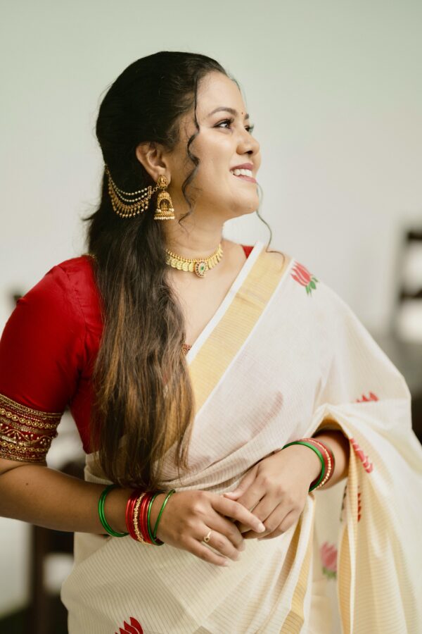 Kerala Kasavu Saree with lotus print -(lotus12) - Image 3