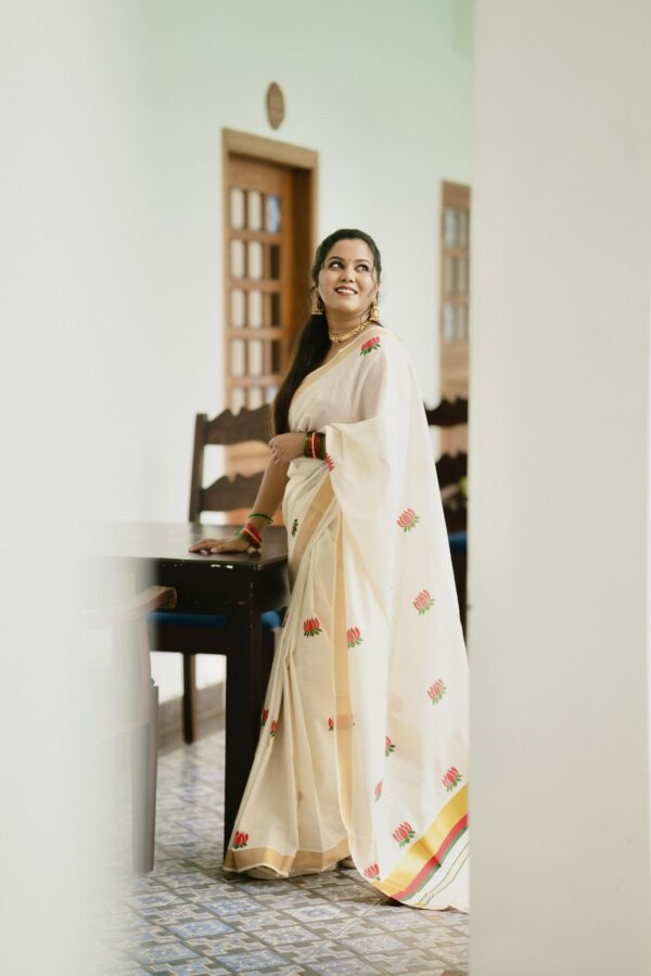 Kerala Kasavu Saree with lotus print -(lotus12) - Image 2