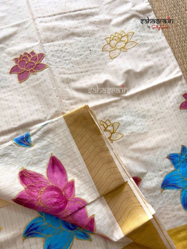 lotus printed Kerala Cotton Saree with stripes-(lotus03) - Image 4