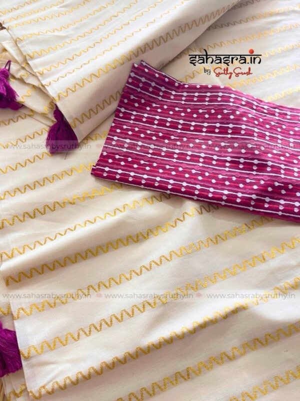 Golden stripes Saree with printed Blouse piece -(sah05) - Image 3